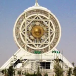 biang-lala-tertutup-yang-terbuat-dari-marmer-putihnellie-huang-via-bbc_169