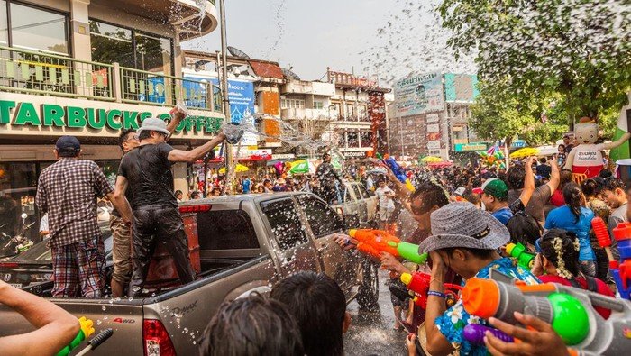 festival-songkran-di-thailand-1741681001211_169