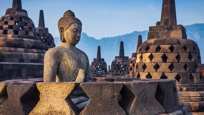 ilustrasi-candi-borobudur-1_169