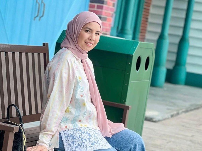 potret-tya-ariesta-beli-cabai-dari-petani-aceh-untuk-dibagikan-ke-karyawan-1767328677558_43